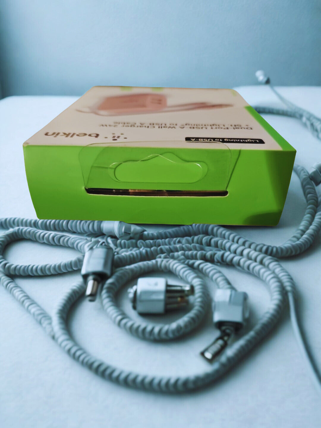 Belkin Dual-Port USB-A Wall Charger 24W + 5ft Lightening to USB-A Cable-iPhone