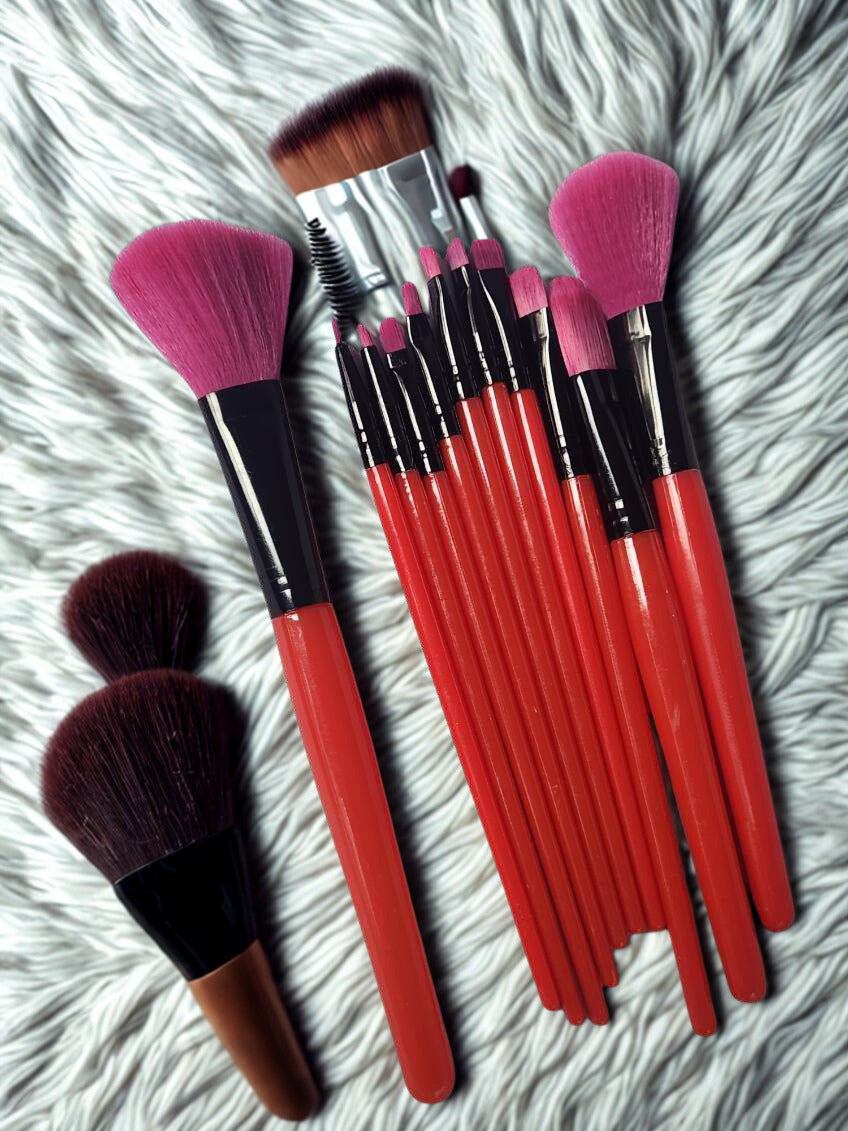 Cherry Red Make Up Brush 12 Piece Set
