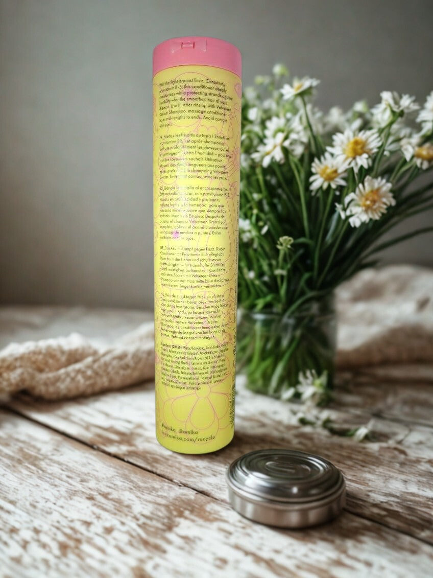 Amika Velveteen Dream Smoothing Conditioner - size 9.2 oz