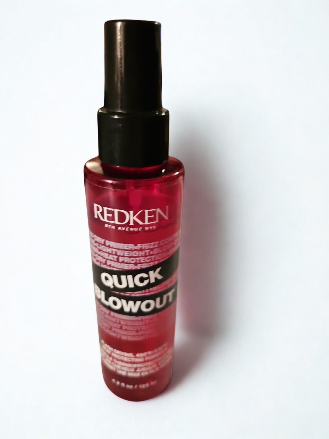 Redken Quick Blow Out Flash Drying, 450°F/230°C Heat Protecting Spray 4.2 fl. oz.