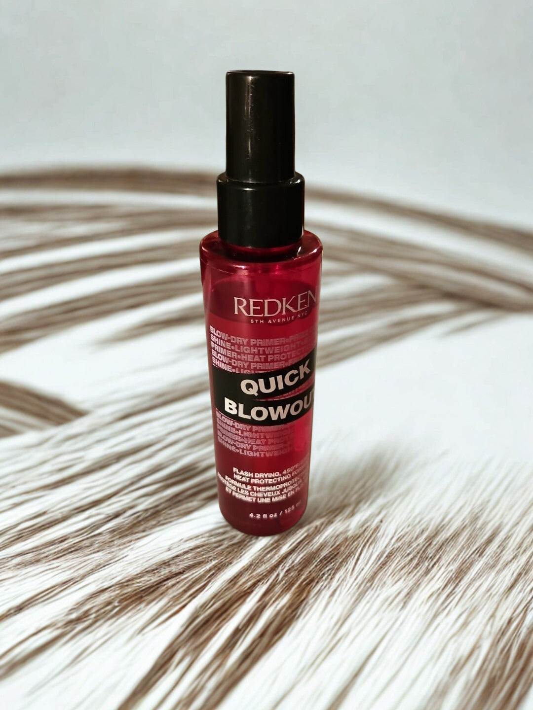 Redken Quick Blow Out Flash Drying, 450°F/230°C Heat Protecting Spray 4.2 fl. oz.