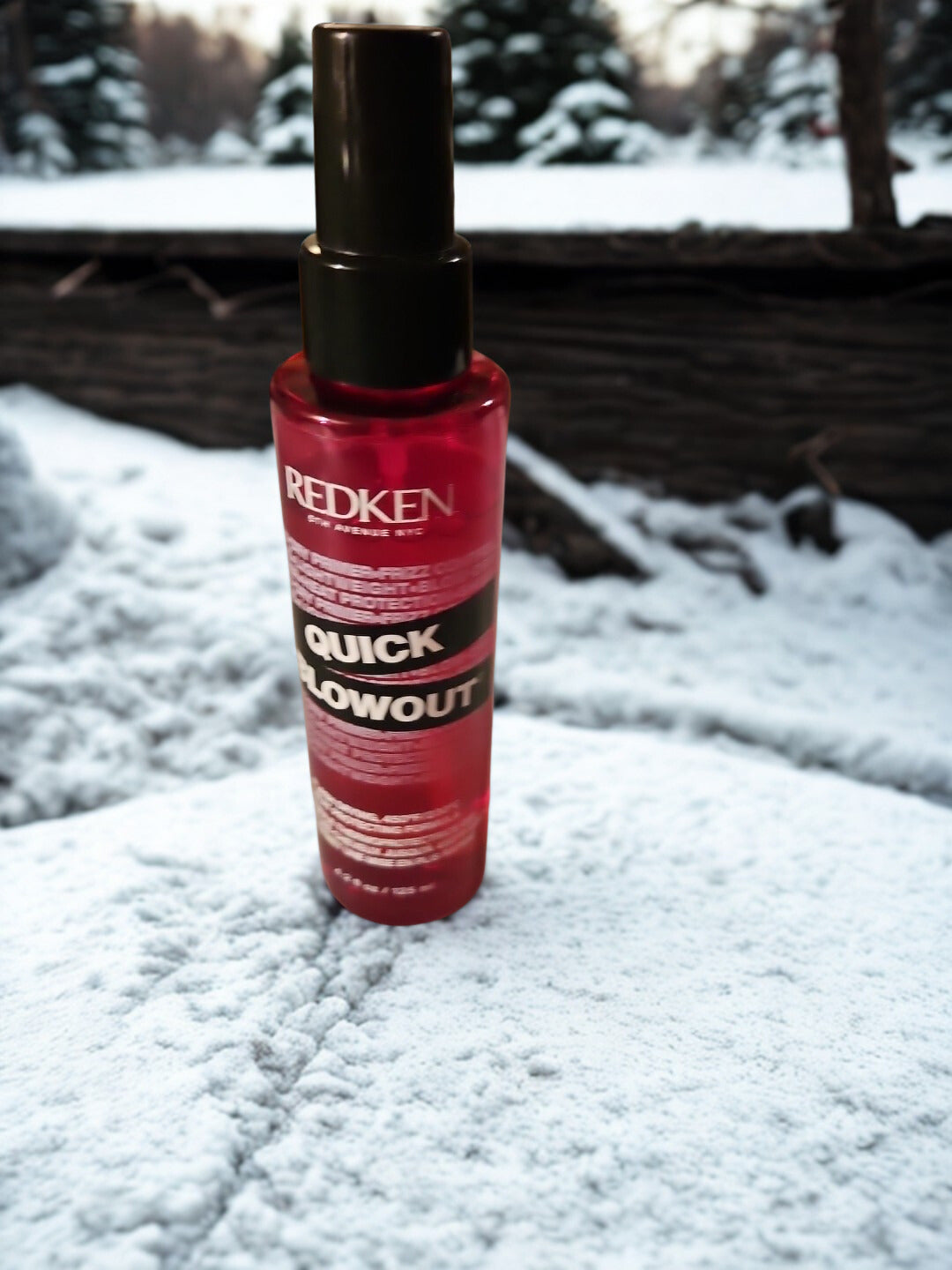 Redken Quick Blow Out Flash Drying, 450°F/230°C Heat Protecting Spray 4.2 fl. oz.