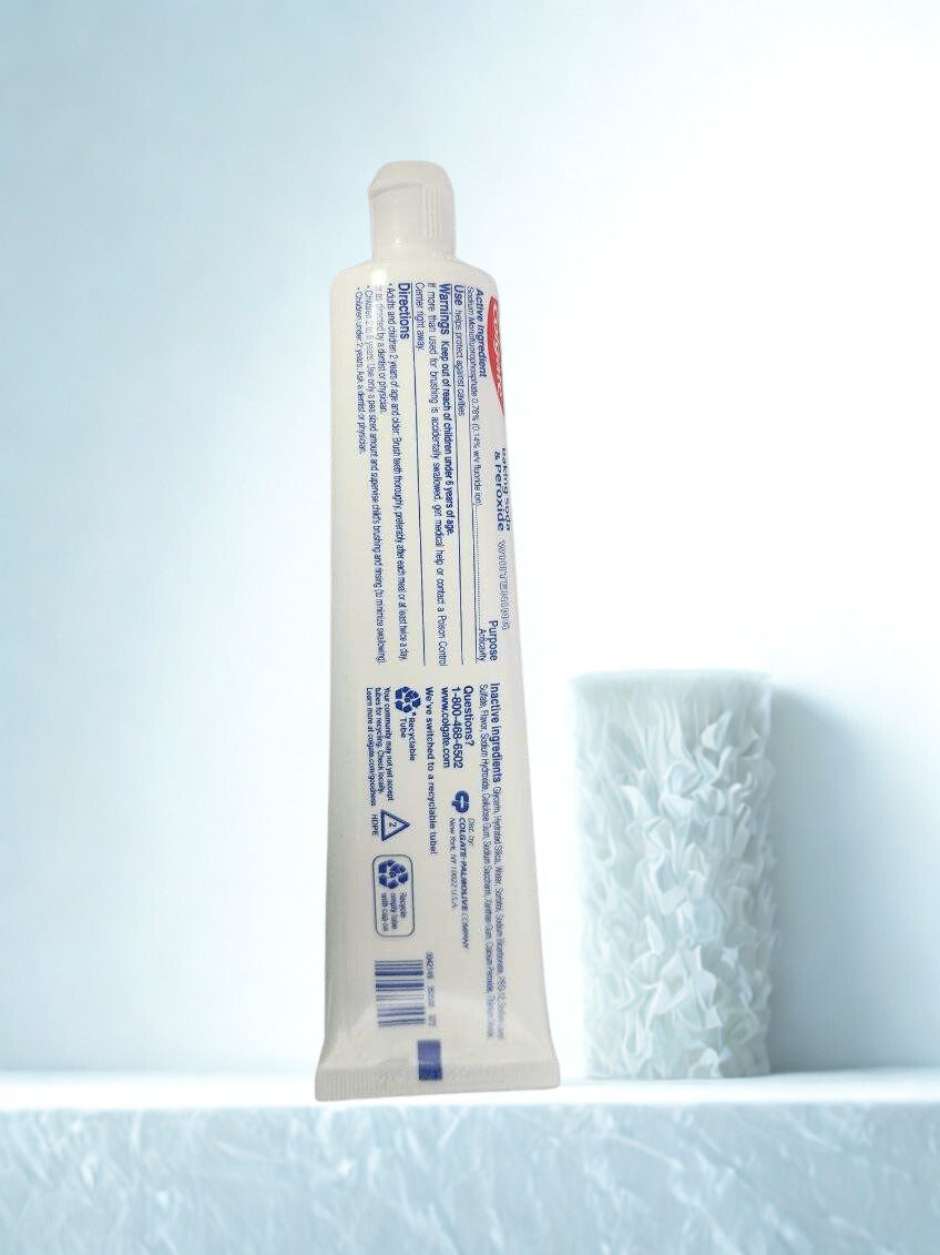 Colgate Baking Soda & Peroxide Whitening  Brisk Mint Toothpaste - 6.0 oz.