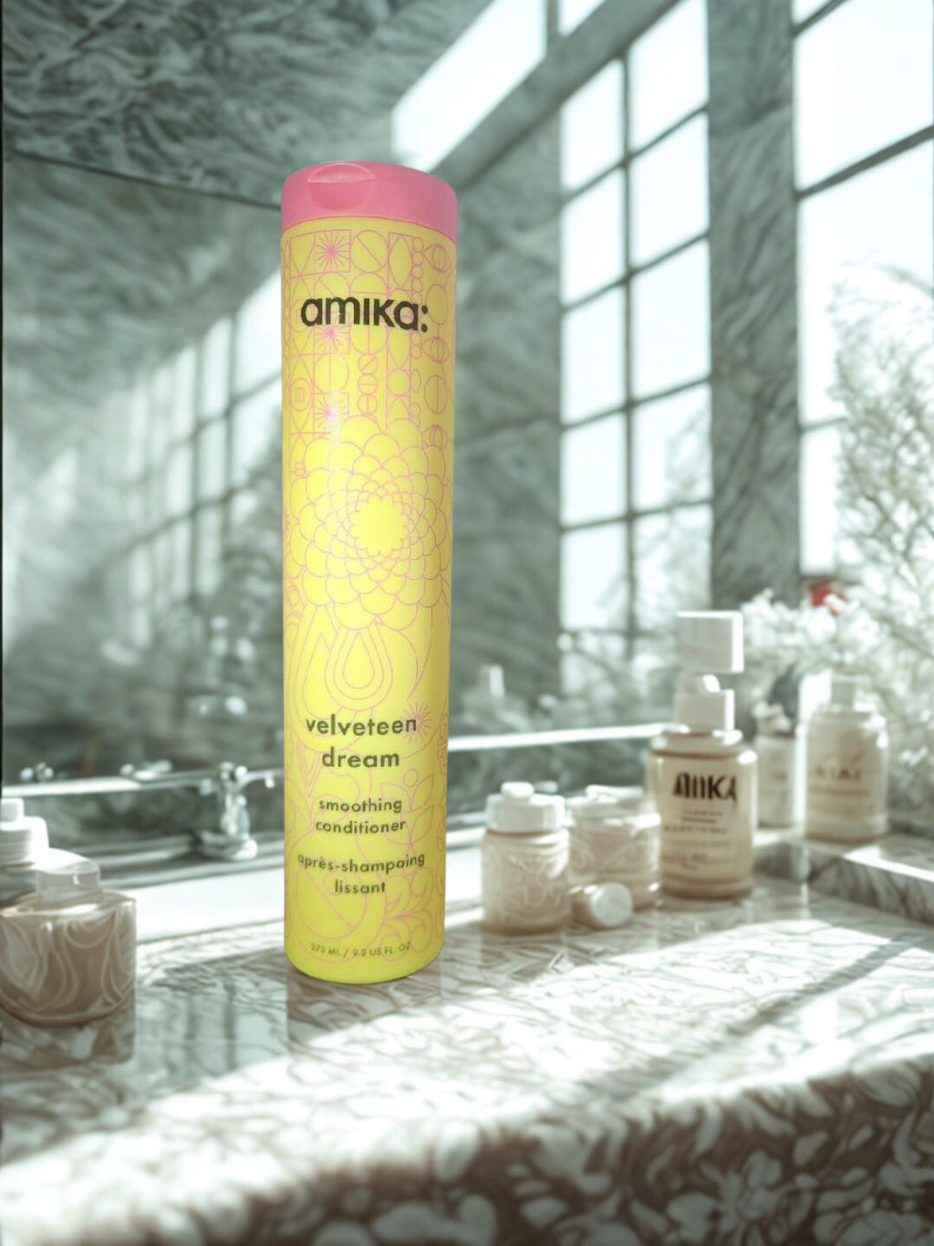 Amika Velveteen Dream Smoothing Conditioner - size 9.2 oz